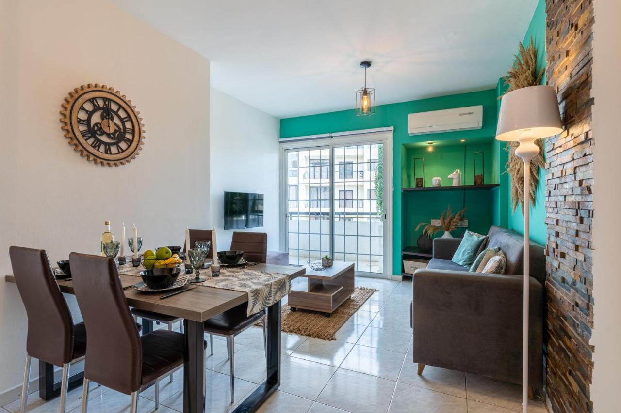 Araminta 2-Bedroom Apartment In לרנקה מראה חיצוני תמונה