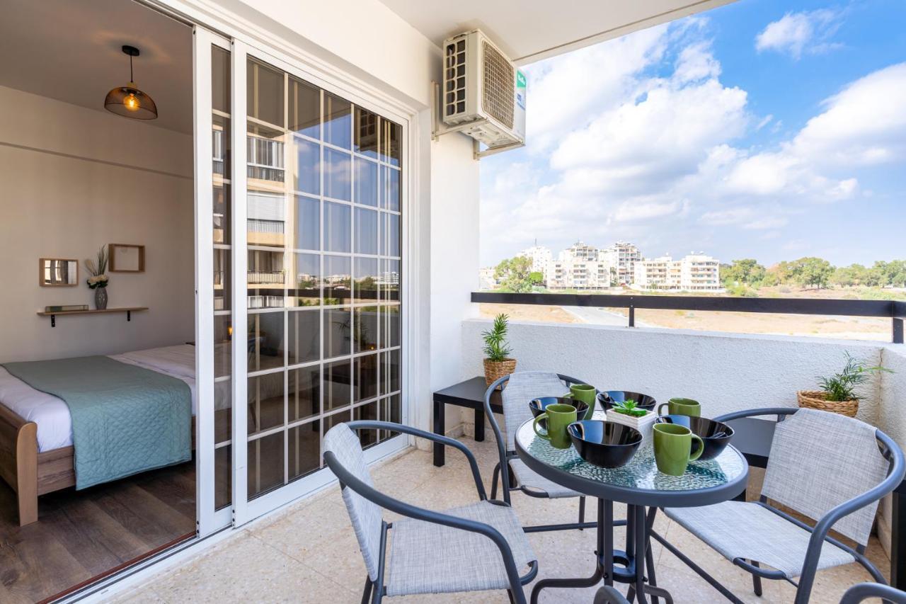 Araminta 2-Bedroom Apartment In לרנקה מראה חיצוני תמונה